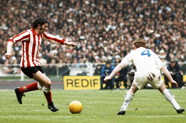 Ian Porterfield Sunderland v Billy Bremner Leeds United 1973 FA Cup Final