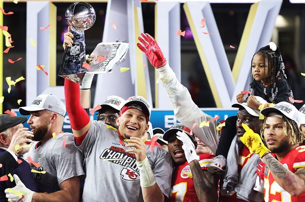 Patrick Mahomes Kansas City Vince Lombardi Super Bowl Trophy Miami 2020