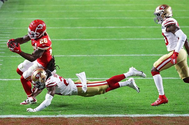 Damien Williams Kansas City Chiefs Touchdown dive Super Bowl Miami 2020