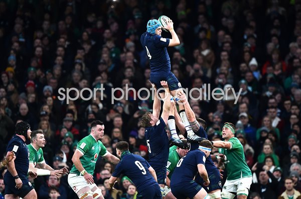 Scott Cummings Scotland lineout Ireland v Scotland Six Nations 2020
