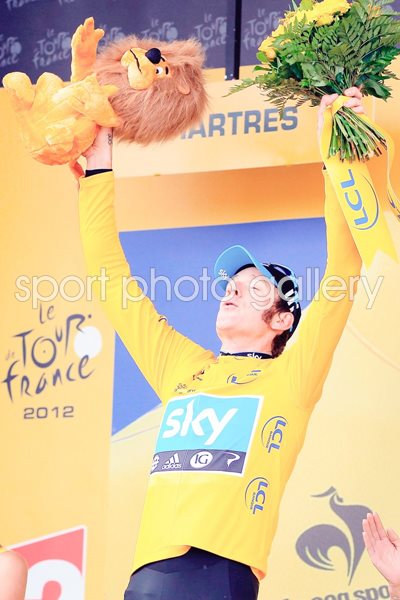 Bradley Wiggins wins both Time Trials 2012