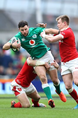 Robbie Henshaw Ireland v Nick Tompkins Wales Dublin 6 Nations 2020