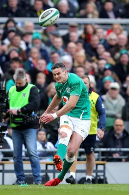 Jonny Sexton Ireland kick v Wales Dublin 6 Nations 2020