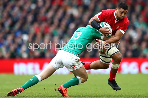 Taulupe Faletau Wales v Robbie Henshaw Ireland 6 Nations 2020