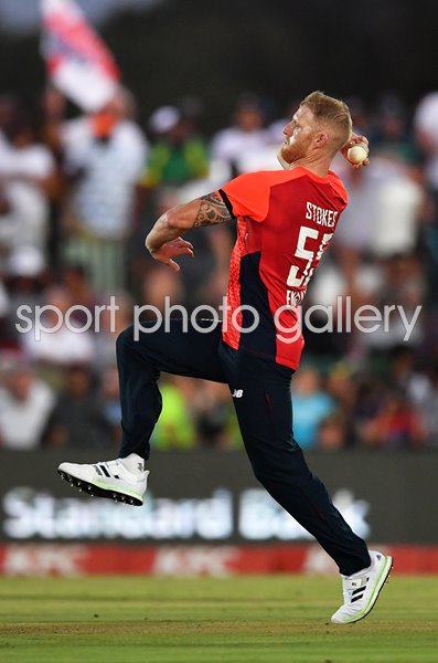 Ben Stokes England bowling v South Africa T20 Durban 2020