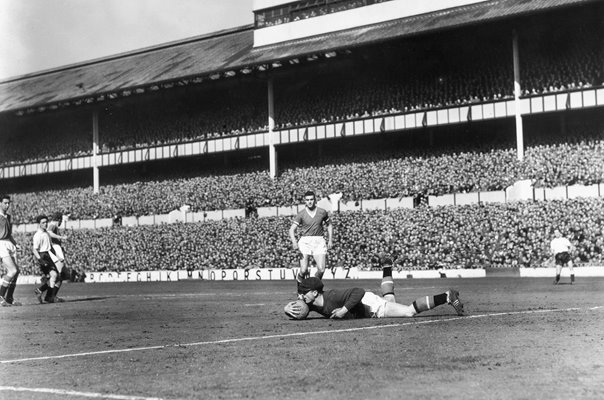 Harry Gregg Manchester United Goalkeeper Save 1958