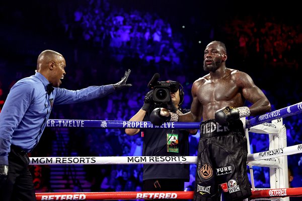 Deontay Wilder standing count v Tyson Fury Las Vegas 2020