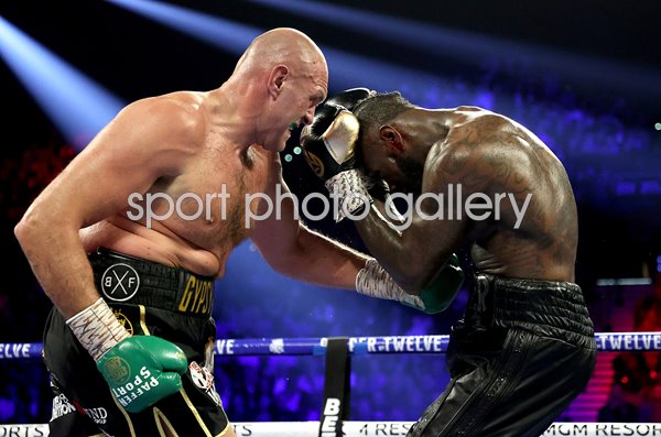 Tyson Fury knocks down Deontay Wilder Las Vegas Rematch 2020