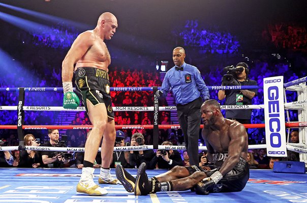 Tyson Fury Stands Tall v Deontay Wilder Las Vegas 2020