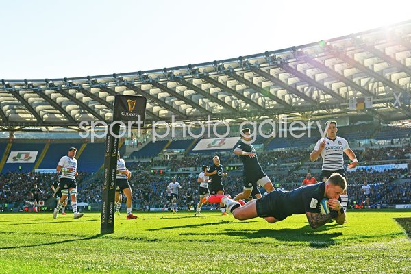 Stuart Hogg Scotland scores v Italy Six Nations Rome 2020
