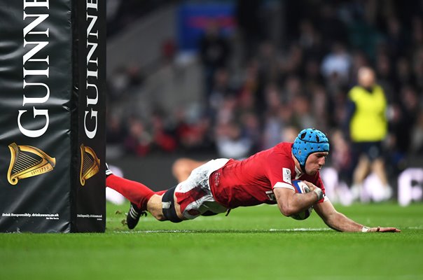 Justin Tipuric Wales scores try v England Six Nations 2020