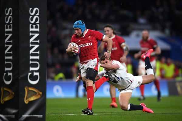 Justin Tipuric Wales scores try v England Twickenham 6 Nations 2020