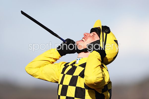 Paul Townend wins back to back Gold Cups on Al Boum Photo Cheltenham 2020