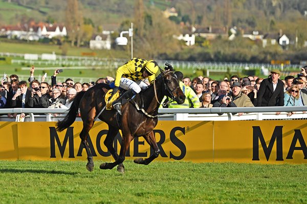 Paul Townend & Al Boum Photo win Cheltenham Gold Cup 2020