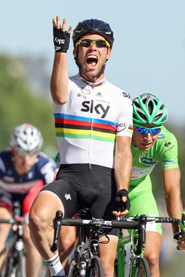 Mark Cavendish wins 4th straight Paris stage