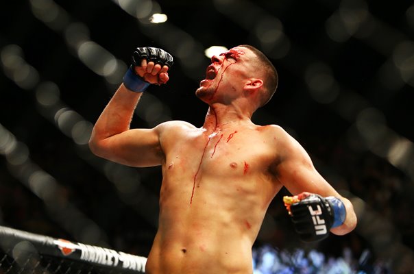 Nate Diaz beats Conor McGregor UFC 196 Las Vegas 2016