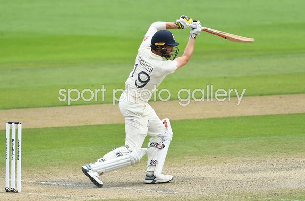 Chris Woakes drives England to win v Pakistan Manchester 2020