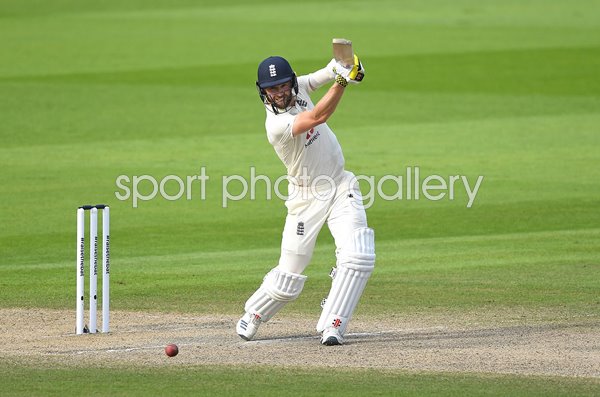Chris Woakes England batting v Pakistan Manchester 2020