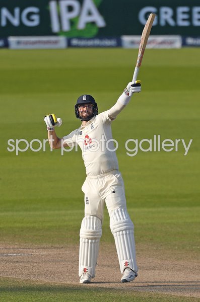 Chris Woakes England celebrates v Pakistan Old Trafford 2020