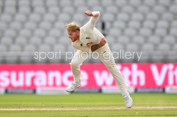 Ben Stokes England bowls v Pakistan Old Trafford Test 2020
