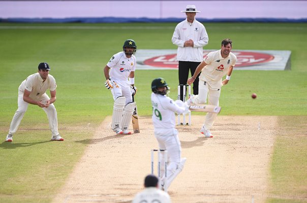 James Anderson takes 600th Test Wicket Southampton 2020