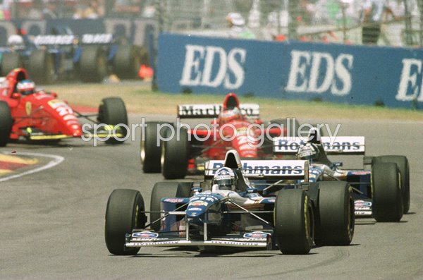 David Coulthard Willians Renault leads Australian GP 1995