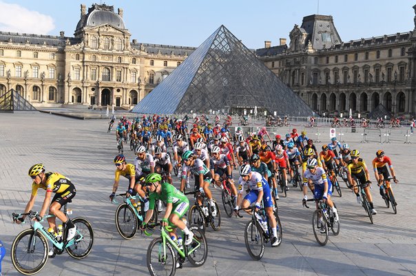 Sam Bennett Ireland in Peloton Louvre Paris Tour de France 2020