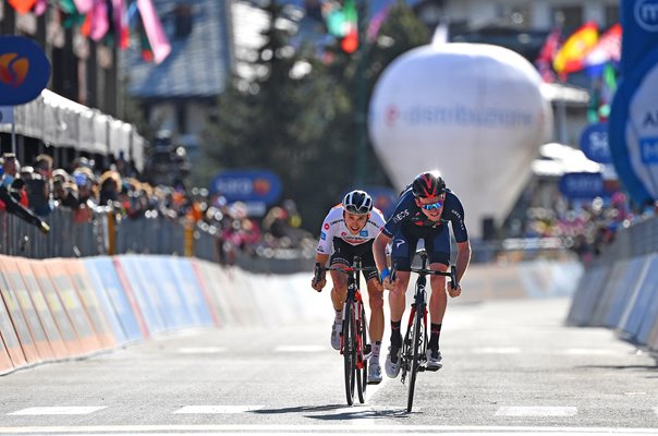 Tao Geoghegan Hart beats Jai Hindley Stage 20 Giro 2020 