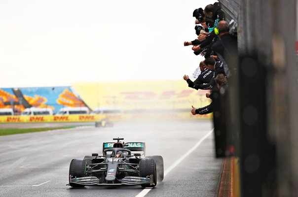 Lewis Hamilton & Mercedes celebrate World F1 Title 2020