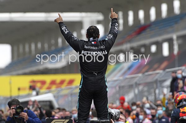 Lewis Hamilton GB & Mercedes wins 7th World Title Istanbul 2020