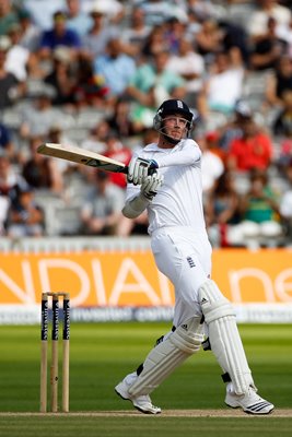 Stuart Broad hits Steyn for 6 Lord's 2012