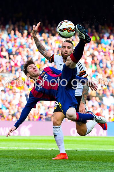 Lionel Messi Barcelona overhead kick v Valencia La Liga 2015
