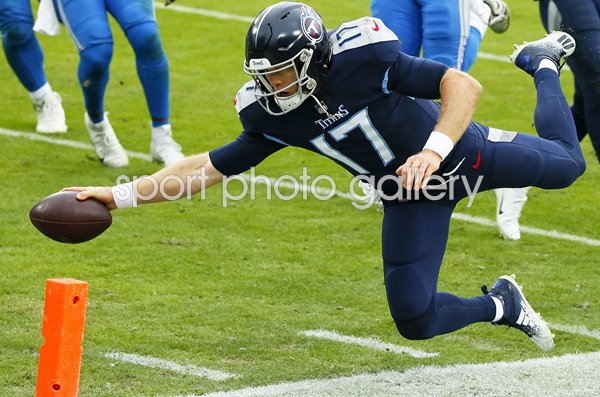 Ryan Tannehill Quarterback Tennessee Titans touchdown v Detroit 2020