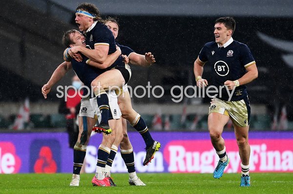 Hamish Watson & Scott Steele Scotland celebrate Twickenham 2021