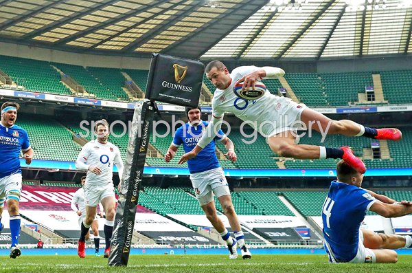 Jonny May England Flying Score v Italy 6 Nations Twickenham 2021