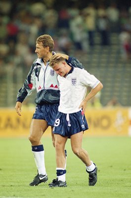 Terry Butcher consoles Paul Gascoigne England World Cup 1990
