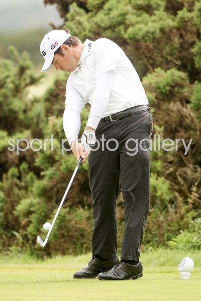 Louis Oosthuizen in action - First Round