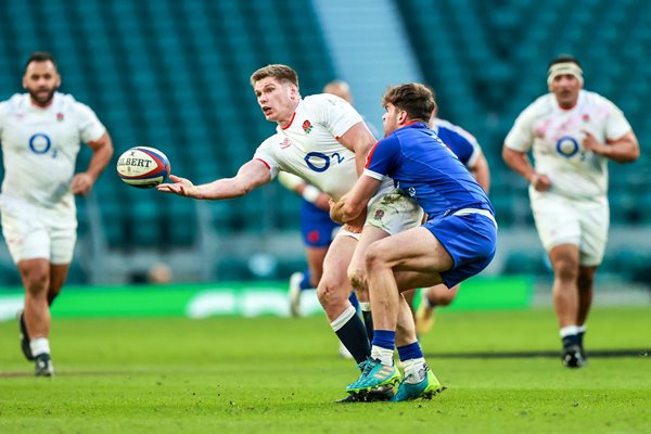 Owen Farrell England offloads v France Six Nations 2021