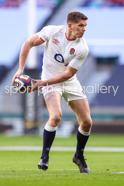 Owen Farrell England action v France Twickenham Six Nations 2021