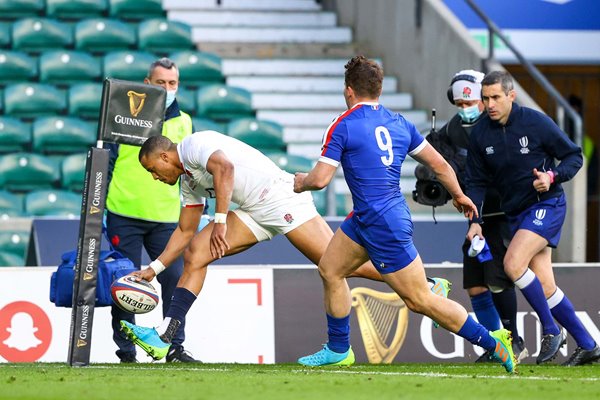 Anthony Watson England scores v France Twickenham Six Nations 2021