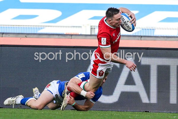 Josh Adams Wales scores v Italy Rome Six Nations 2021