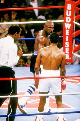 Marvin Hagler v Sugar Ray Leonard Las Vegas Boxing 1987