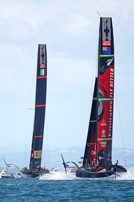 Emirates Team New Zealand leads Team Luna Rossa America's Cup 2021