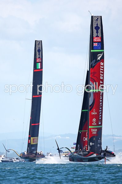 Emirates Team New Zealand leads Team Luna Rossa America's Cup 2021