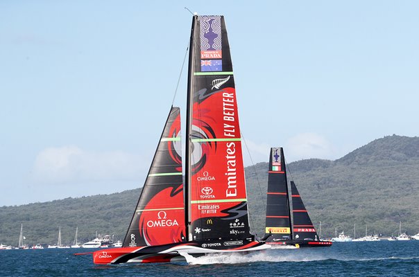 Emirates Team New Zealand leads Luna Rossa America's Cup 2021