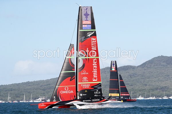 Emirates Team New Zealand leads Luna Rossa America's Cup 2021