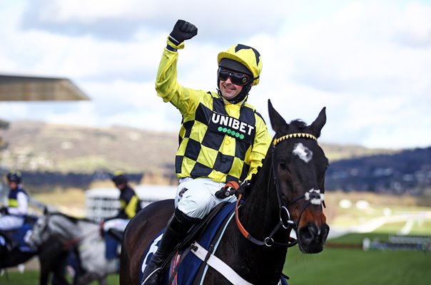 Nico de Boinville wins Arkle Challenge Trophy Cheltenham 2021