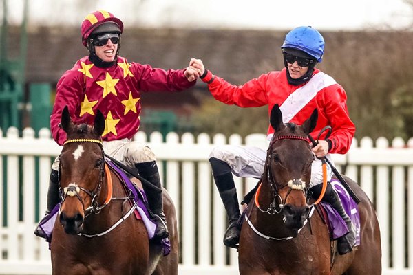 Minella Indo & Jack Kennedy (left) Rachel Blackmore & A Plus Tard Gold Cup 2021 