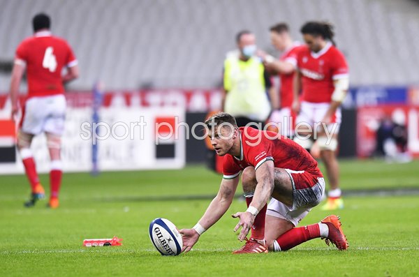 Dan Biggar Wales v France Paris Six Nations 2021