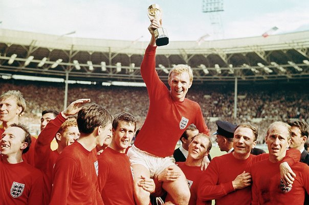NEWLY AVAILABLE -  Bobby Moore England World Cup Victory Wembley 1966